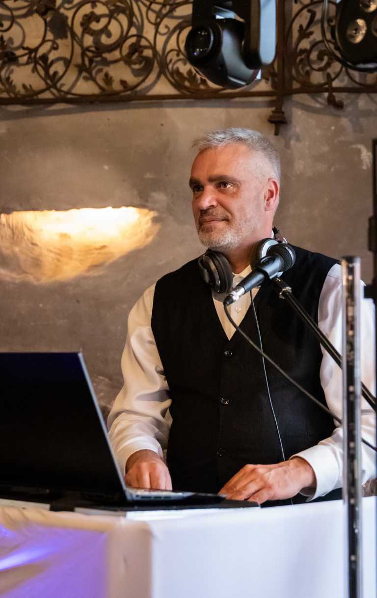 Musik und Technik für Hochzeiten, Geburtstage und Events