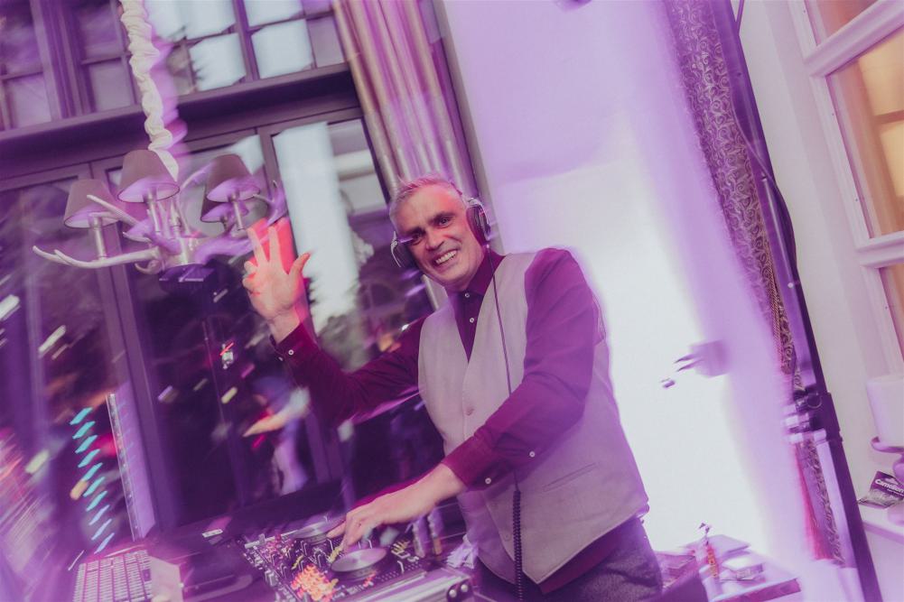 DJ Tom Joe - bekannt als DJ Schickemucke